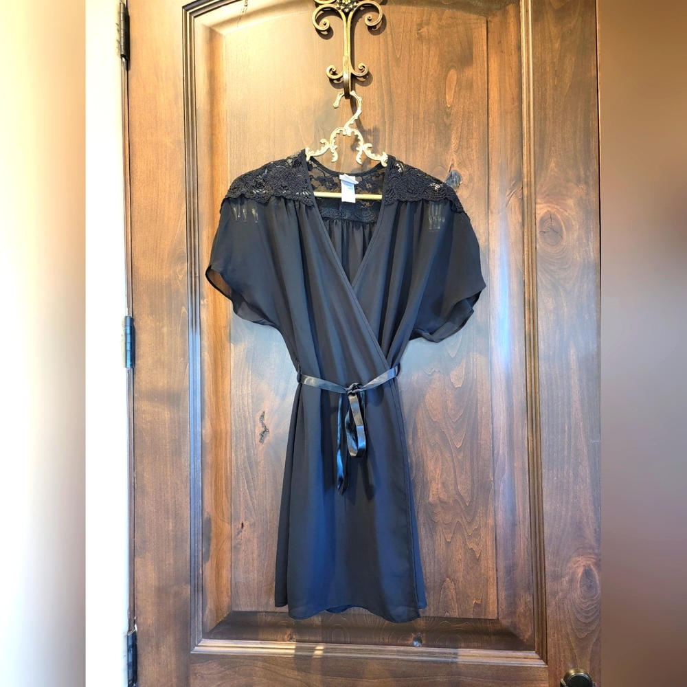 In Bloom Sheer Robe